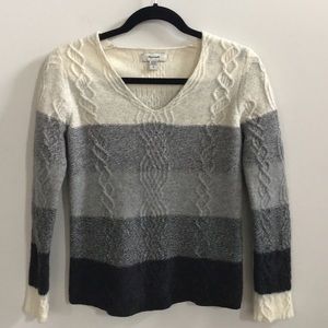 Faconnable Women’s Lambs Wool Sweater Size Small